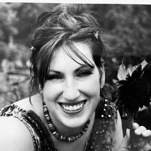 Meet your Posher, Naadiine